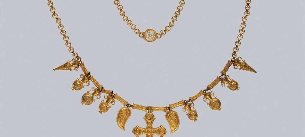 Byzantine Chains